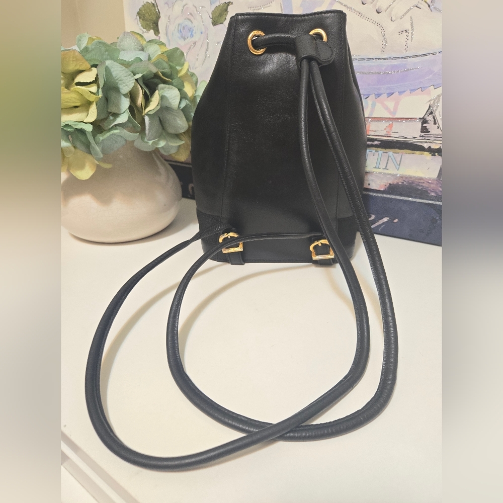 Vintage Salvatore Ferragamo Black Drawstring Leather Backpack - Picture 3 of 13